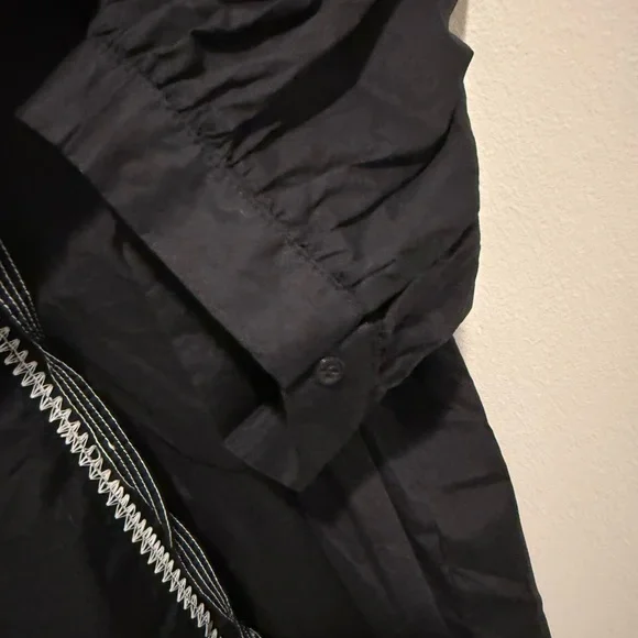 H&M NWT Black Embroidered Blouse Puff Sleeve Contrast Stitch Boho Statement Top - Picture 7 of 12